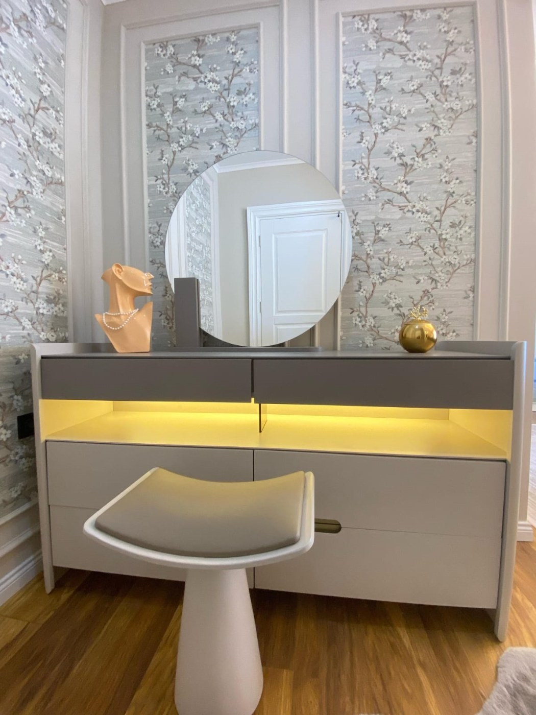 <p><font dir="auto" style="vertical-align:inherit"><font dir="auto" style="vertical-align:inherit">Продается просторная новая вилла, меблированная и обордованная. Если вы смотрите видео, смотрите видео.</font></font></p>

<p><font dir="auto" style="vertical-align:inherit"><font dir="auto" style="vertical-align:inherit">Четыре виллы расположены вплотную друг к другу, больше никакой информации, полностью независимо.</font></font></p>

<p><font dir="auto" style="vertical-align:inherit"><font dir="auto" style="vertical-align:inherit">Виллы и курорты. Площадь 250 м&sup2;.</font></font></p>

<p><font dir="auto" style="vertical-align:inherit"><font dir="auto" style="vertical-align:inherit">Частный бассейн, сад и парковка.</font></font></p>

<p><font dir="auto" style="vertical-align:inherit"><font dir="auto" style="vertical-align:inherit">Во-первых, от него нет и следа.</font></font></p>

<p><font dir="auto" style="vertical-align:inherit"><font dir="auto" style="vertical-align:inherit">В природе, сосновых лесах и чистом воздухе.</font></font></p>

<p><font dir="auto" style="vertical-align:inherit"><font dir="auto" style="vertical-align:inherit">Это первое место, где его можно использовать. Пирод.</font></font></p>

<p><font dir="auto" style="vertical-align:inherit"><font dir="auto" style="vertical-align:inherit">Прежде всего, прежде всего, граждансство.</font></font></p>

<p><font dir="auto" style="vertical-align:inherit"><font dir="auto" style="vertical-align:inherit">Общая стоимость виллы: 495 000 евро.</font></font></p>

<p><font dir="auto" style="vertical-align:inherit"><font dir="auto" style="vertical-align:inherit">Общая стоимость вилл: 560 000 евро.</font></font></p>

<p><font dir="auto" style="vertical-align:inherit"><font dir="auto" style="vertical-align:inherit">Для получения гражданства предусмотрены дополнительные расходы.</font></font></p>
