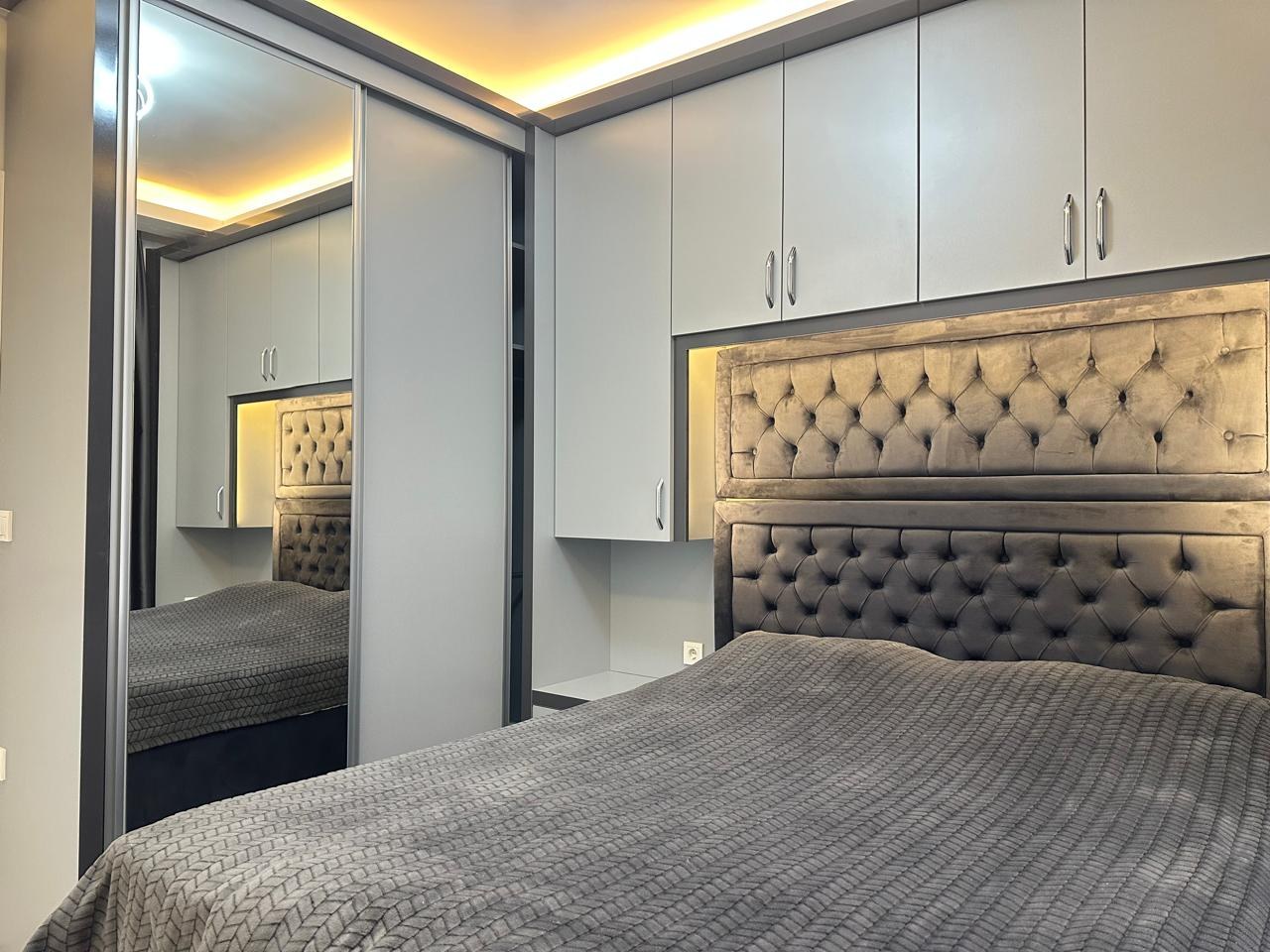 <p>For sale. Beautiful apartment in a new complex 300 meters from the sea. Avsallar, the cleanest sandy beaches and pine forest are found only in this area. Fresh air, peace and quiet, and all the amenities of a 5-star hotel right in the complex!</p>

<p>Indoor and outdoor pools</p>

<p>Hammam</p>

<p>Sauna</p>

<p>Roman steam room</p>

<p>Indoor and outdoor parking</p>

<p>Relaxation areas for children and adults</p>

<p>BBQ areas</p>

<p>Water slides</p>

<p>Fitness</p>

<p>Secured area</p>

<p>Sandy beaches 300 meters away</p>

<p>One-bedroom apartment with a living room and kitchen</p>

<p>Fully furnished with furniture and appliances</p>

<p>Designer renovation</p>

<p>Spacious glazed balcony overlooking the pools</p>

<p>Underfloor heating</p>

<p>Price: &euro;95,000</p>

<p>No additional investment required! Everything is already included!</p>
