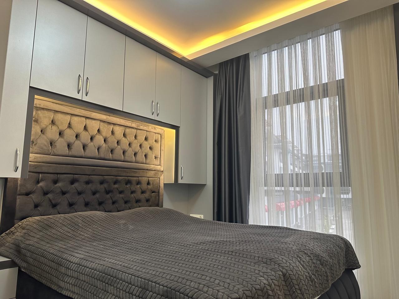 <p>For sale. Beautiful apartment in a new complex 300 meters from the sea. Avsallar, the cleanest sandy beaches and pine forest are found only in this area. Fresh air, peace and quiet, and all the amenities of a 5-star hotel right in the complex!</p>

<p>Indoor and outdoor pools</p>

<p>Hammam</p>

<p>Sauna</p>

<p>Roman steam room</p>

<p>Indoor and outdoor parking</p>

<p>Relaxation areas for children and adults</p>

<p>BBQ areas</p>

<p>Water slides</p>

<p>Fitness</p>

<p>Secured area</p>

<p>Sandy beaches 300 meters away</p>

<p>One-bedroom apartment with a living room and kitchen</p>

<p>Fully furnished with furniture and appliances</p>

<p>Designer renovation</p>

<p>Spacious glazed balcony overlooking the pools</p>

<p>Underfloor heating</p>

<p>Price: &euro;95,000</p>

<p>No additional investment required! Everything is already included!</p>
