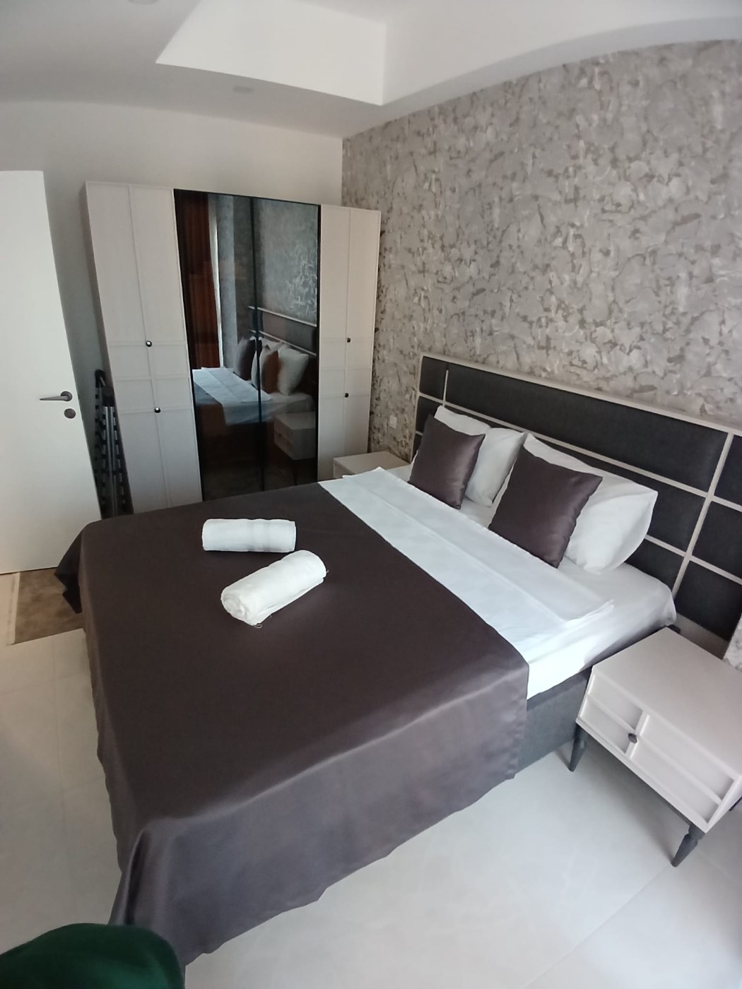 <p>For Sale: Avsallar, Alanya. Located within walking distance of the best sandy beaches.</p>

<p>A new luxury hotel-style complex. Short-term rental permit included.</p>

<p>Complex amenities:</p>

<p>- Outdoor, indoor, and children's swimming pools</p>

<p>- Water slides</p>

<p>- Play areas for children and adults</p>

<p>- BBQ area</p>

<p>- Garden and green spaces</p>

<p>- Gazebos/relaxation areas</p>

<p>- Fitness center</p>

<p>- Tennis court</p>

<p>- Sauna</p>

<p>- Turkish bath (hammam)</p>

<p>- Roman steam room</p>

<p>- 24/7 security</p>

<p>- Parking</p>

<p>1- and 2-bedroom apartments available on various floors. Views include mountains, nature, and the sea.</p>

<p>Apartment prices vary based on the floor and the view.</p>

<p>1+1, 1st floor: &euro;81,500 (+ &euro;10,000 for furniture and appliances)</p>

<p>1+1, 2nd floor: &euro;85,000</p>

<p>1+1, 2nd floor: &euro;84,500</p>

<p>1+1, 2nd floor: &euro;86,000</p>

<p>1+1, 3rd floor: &euro;82,500</p>

<p>1+1, 3rd floor: &euro;87,000</p>

<p>1+1, 4th floor: &euro;84,500</p>

<p>2+1, 4th floor: &euro;122,500 (+ &euro;12,500 for furniture and appliances)</p>

<p>1+1, 5th floor: &euro;88,000</p>

<p>1+1, 5th floor: &euro;90,000</p>

<p>1+1, 5th floor: &euro;92,000</p>

<p>2+1, 8th floor: &euro;146,000</p>

<p>1+1, 9th floor: &euro;98,500</p>

<p>2+1: &euro;153,000</p>
