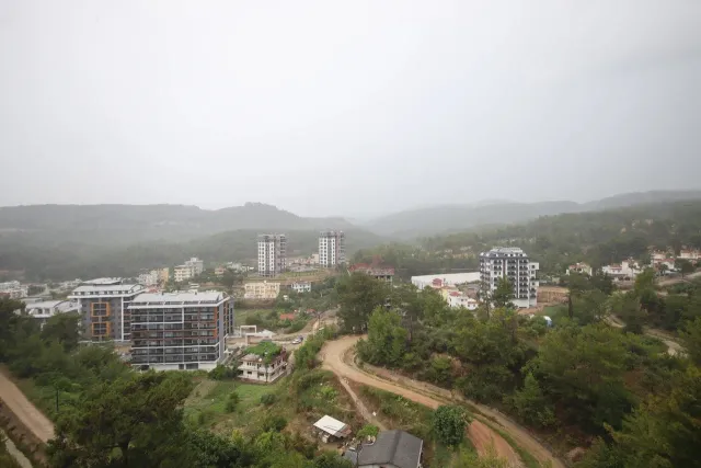 <p>The Voyace Residence is located in the Avsallar district of Alanya, close to Incekum Forest Park and its pleasant beach, and will undoubtedly be one of the best projects in all of Alanya.</p>

<p>On the site; There is an outdoor swimming pool, heated indoor swimming pool, Turkish bath, sauna, steam room, relaxation room, fitness, cinema, children's playground, game room and barbecue area.</p>

<p>There will be plenty of sun loungers and umbrellas on the sun terrace surrounding the outdoor pool, while there will also be a full-time site attendant, CCTV, on-site parking and free Wi-Fi in social areas. The beach approximately 1500 meters south will be served by a regular shuttle bus.</p>

<p>Construction will start in May 2021 and is planned to be completed in June 2022.</p>

<p>We can offer an interest-free payment plan for this project, with payments made in equal installments (monthly or quarterly) throughout the construction period.</p>
