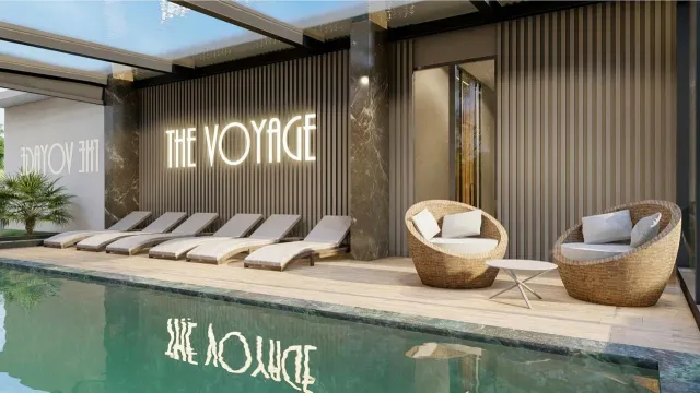 <p>The Voyace Residence is located in the Avsallar district of Alanya, close to Incekum Forest Park and its pleasant beach, and will undoubtedly be one of the best projects in all of Alanya.</p>

<p>On the site; There is an outdoor swimming pool, heated indoor swimming pool, Turkish bath, sauna, steam room, relaxation room, fitness, cinema, children's playground, game room and barbecue area.</p>

<p>There will be plenty of sun loungers and umbrellas on the sun terrace surrounding the outdoor pool, while there will also be a full-time site attendant, CCTV, on-site parking and free Wi-Fi in social areas. The beach approximately 1500 meters south will be served by a regular shuttle bus.</p>

<p>Construction will start in May 2021 and is planned to be completed in June 2022.</p>

<p>We can offer an interest-free payment plan for this project, with payments made in equal installments (monthly or quarterly) throughout the construction period.</p>

