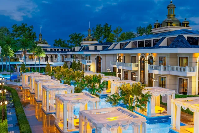 <p>PROJECT IS BEING BUILT IN THE INCEKUM REGION OF ALANYA.OUR PROJECT, WHİCH İS İN THE CONCEPT OF A 5-STAR HOTEL , THİS PROJECT LOCATED 2 KILOMETERS AWAY FROM THE SEA AND 21 KM AWAY FROM THE CİTY CENTER OF ALANYA. THE PROJECT CONSISTS OF 162 FLATS IN A TOTAL OF 12 BLOCKS, ALL BLOCKS WILL BE TWO FLOORS ON A LAND WHİCH İS 13.229 M2. THERE ARE 99 PCS OF 1 + 1 FLATS, 49 PCS OF 2 +1 FLATS, 4 PCS OF 3 + 1 FLATS, 8 PCS TO 4 + 1 FLATS,<br />
AND 2 PCS TO 5 + 1 FLATS OPTİONS İN THE COMPLEX:</p>

<ul>
	<li>Sauna</li>
	<li>Turkish Bath</li>
	<li>Spa Center</li>
	<li>Steam Room</li>
	<li>Fitness</li>
	<li>Reception</li>
	<li>Cafe</li>
	<li>Indoor Swimming Pool</li>
	<li>Outdoor Swimming Pool</li>
	<li>Pool Bar</li>
	<li>Lodge On The Pool S de</li>
	<li>Jacuzzi in The Pool</li>
	<li>Aqua Park</li>
	<li>Car park</li>
	<li>Mini Golf</li>
	<li>The Fire Pit</li>
	<li>Cinema Hall</li>
	<li>Karaoke Hall</li>
	<li>Indoor Children's Playground</li>
	<li>Outdoor Children's Playground</li>
	<li>300m2 &Agrave; la Carte Restaurant</li>
	<li>Basketball Court</li>
	<li>A Pool For Pets</li>
	<li>Playground For Pets</li>
	<li>Ornamental Pool</li>
	<li>Relaxing Area</li>
	<li>Barbecue Area</li>
	<li>Decorative Garden</li>
	<li>Private Beach</li>
	<li>Electric Vehicle Charging Station</li>
	<li>2 Year Rental Guarantee</li>
	<li>Paid Transfer Service</li>
	<li>House Keeper</li>
	<li>Shuttle Service To The Sea</li>
	<li>Shuttle Service To Alanya City Center</li>
	<li>Camera And 24/7 Security Services</li>
	<li>Generator</li>
	<li>Market</li>
	<li>Doctor's Office</li>
	<li>Rent a Car</li>
	<li>Automatic Car Plate Recognition</li>
	<li>Underfloor Heat ng (Electric )</li>
	<li>Lacquered Furn ture (Kitchen Furn ture, Doors, Cab nets)</li>
	<li>Island Kitchen in Duplex Apartments</li>
	<li>Two-Storey Aluminum Pvc Insulated Windows</li>
	<li>Sound And Thermal Insulat on</li>
	<li>Hilton Bath</li>
	<li>Ceiling Height of 3 Meters</li>
	<li>Smart Home System</li>
</ul>
