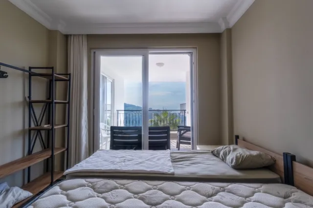 <p>Two magnificent new, fully equipped villas in Karkicak, Alanya. The villas are semi-detached and have a shared swimming pool. Each villa has 3 bedrooms and 1 living room. 380 m2 each villa. The total land area for the two villas is 680 m2. The balconies offer beautiful views of the entire city, mountain landscapes and the sea. You can buy 2 villas together - for one large family.</p>
